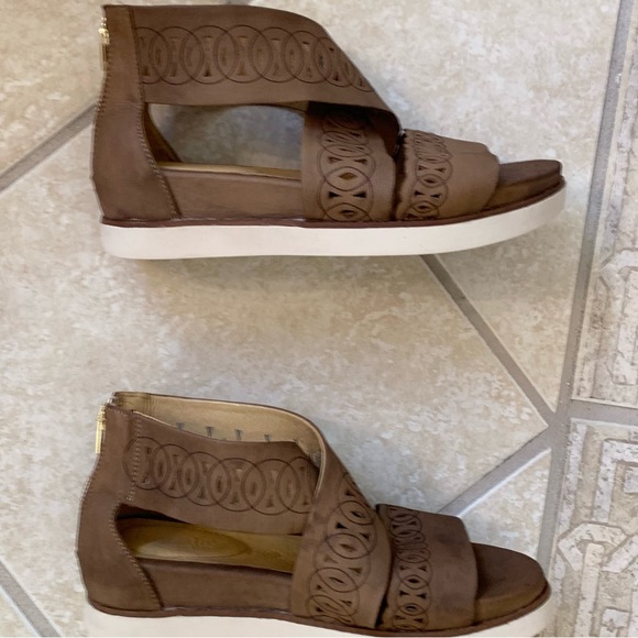 🔥 BUSSOLA LEATHER zip back brown sandals women’s size 37 7 -  7.5 - Picture 10 of 15